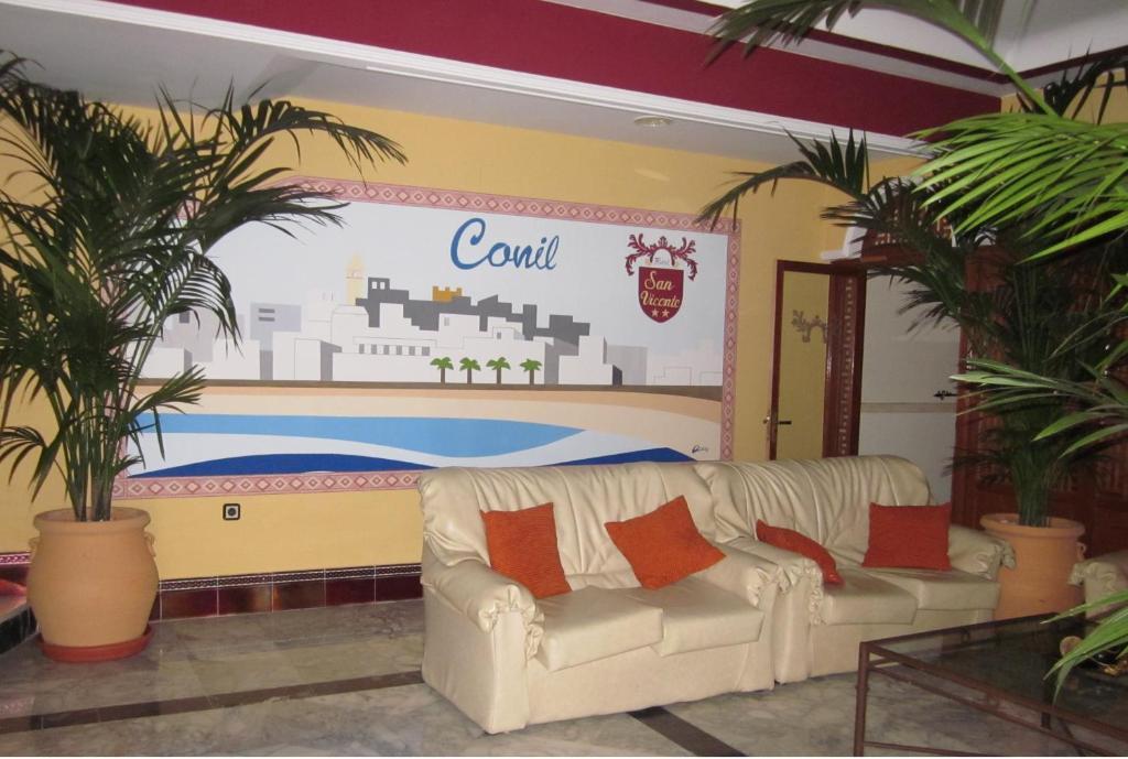 Hotel San Vicente - Centro Playa コニル・デ・ラ・フロンテラ エクステリア 写真